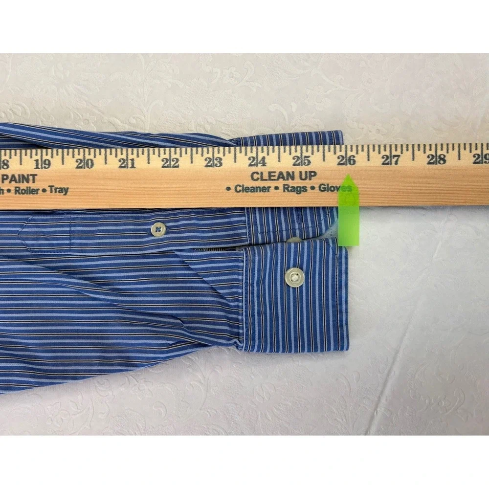 Banana Republic Button Up classic fit‎ Men's Extra Large (17-17 1/2) Blue Stripe